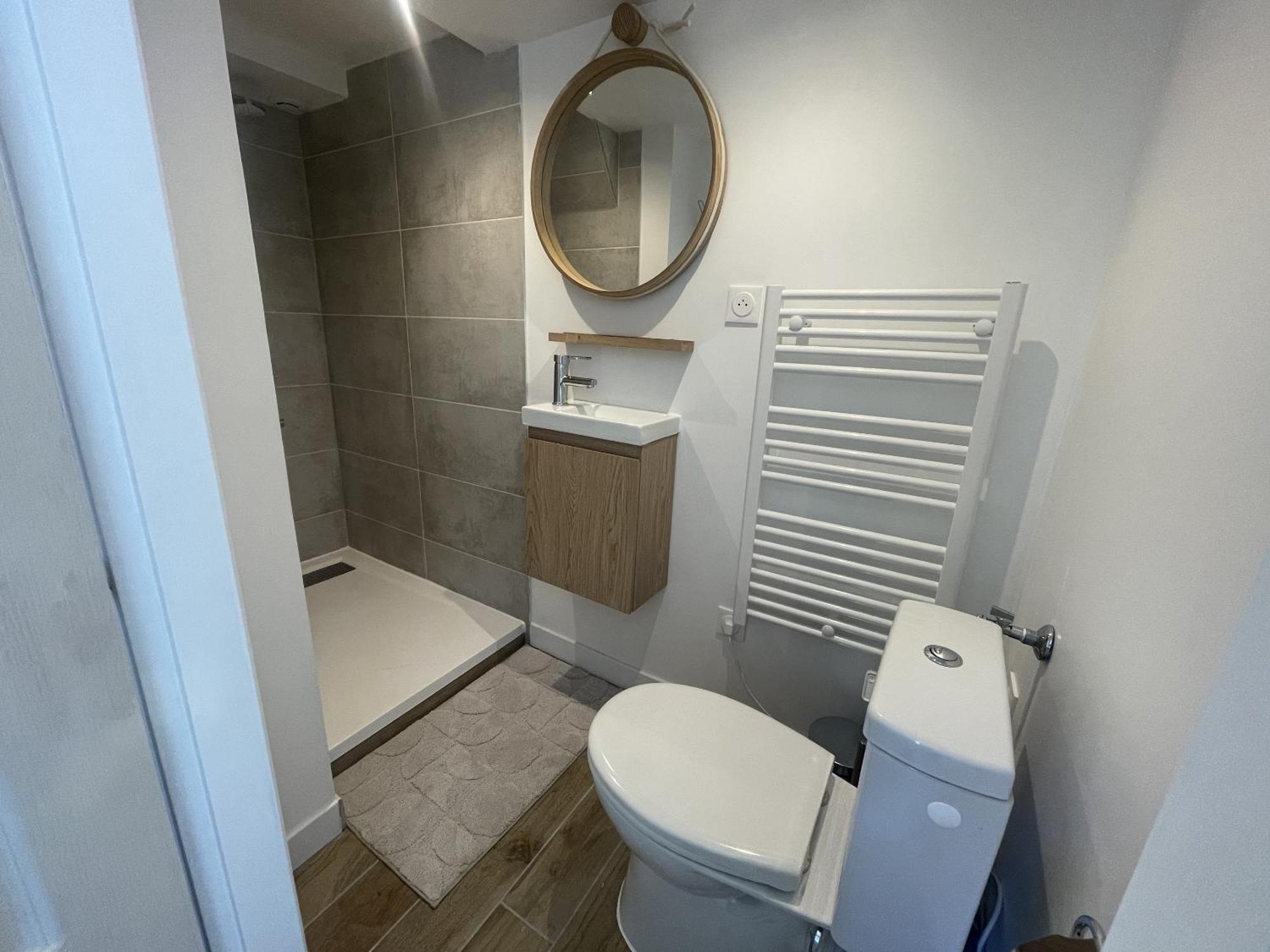 ホテル Clementines House オンフルール 部屋 写真